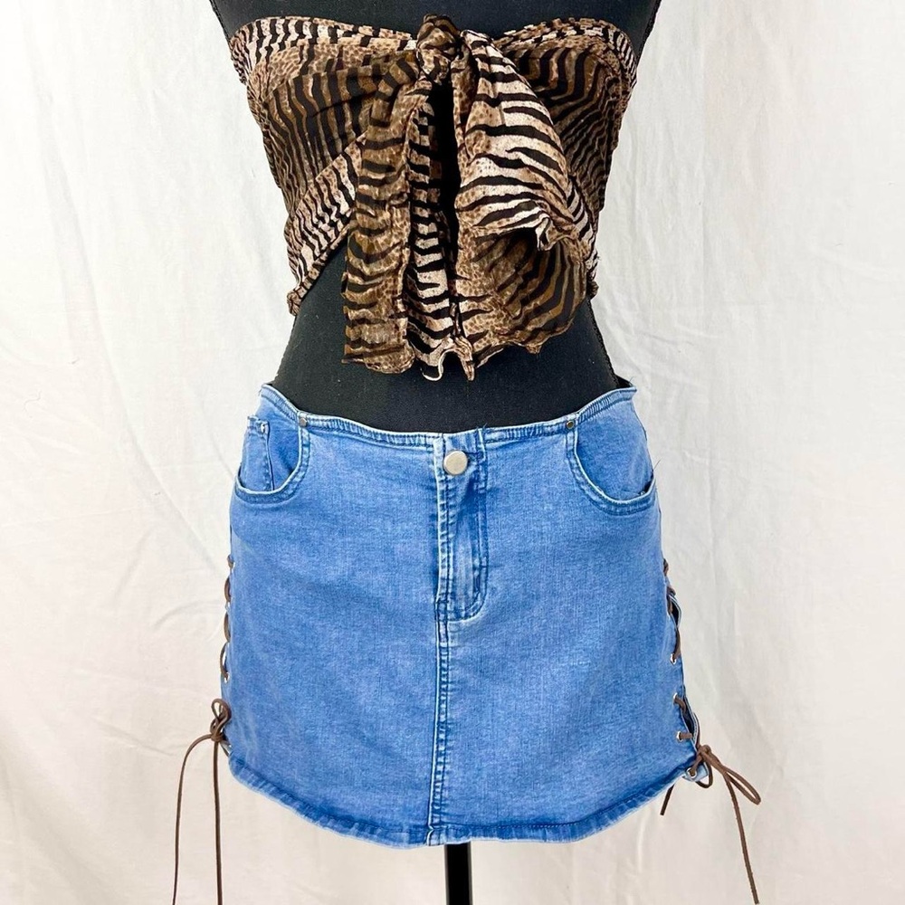 Sugar Thrillz lace-up micro mini denim skirt size large